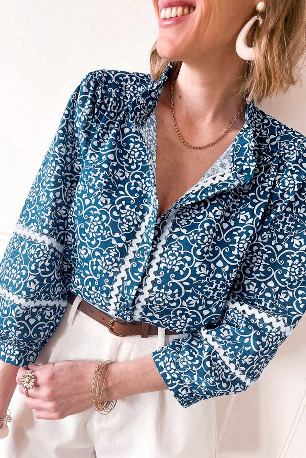 Elegant Floral Ric-rac Tailored Shirt