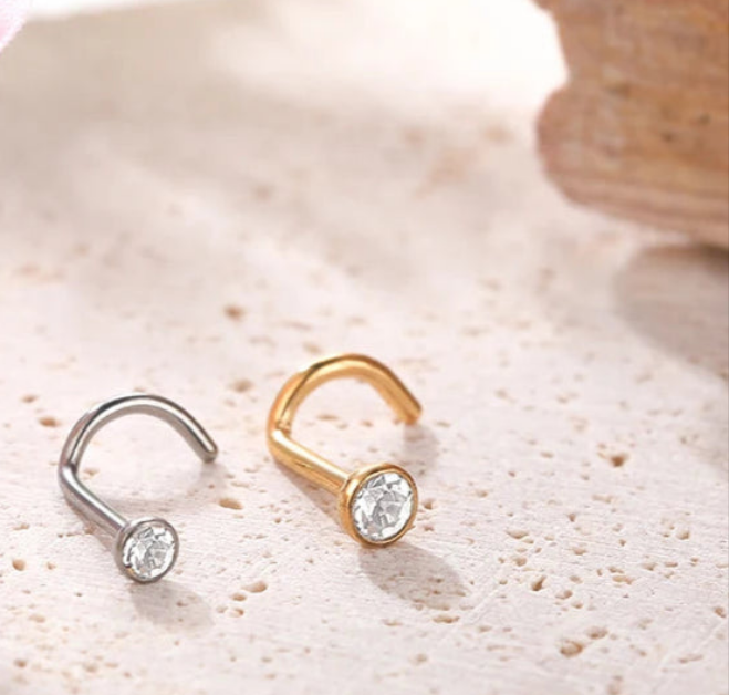 Luxury G23 Titanium CZ Prong Corkscrew Nose Rings