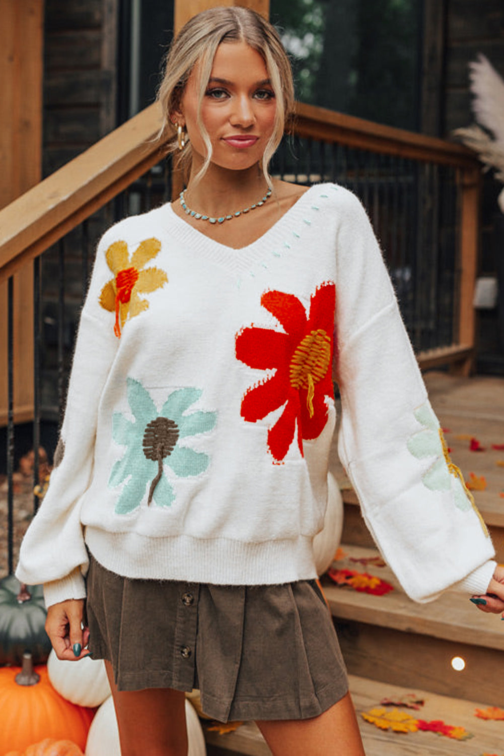 Cozy Floral V Neck Sweater in 2 Colors