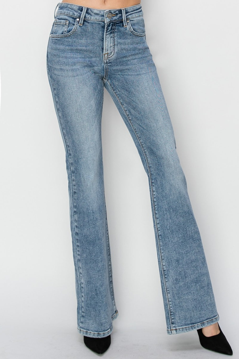 Chic Mid Rise Bootcut Jeans (O - 3X)