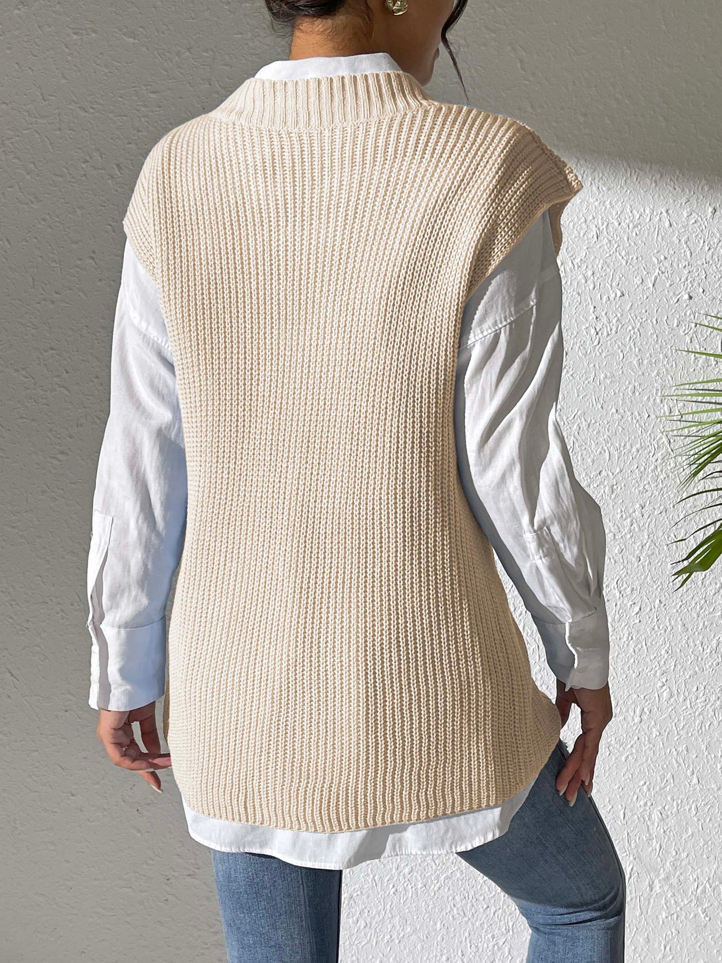 Classic Pearl V-Neck Sweater Vest in 5 Colors Onsize