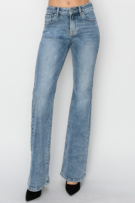 Chic Mid Rise Bootcut Jeans (O - 3X)