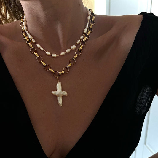 Elegant Freshwater Pearl Cross Necklace