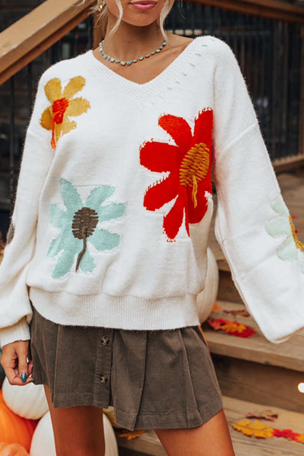 Cozy Floral V Neck Sweater in 2 Colors