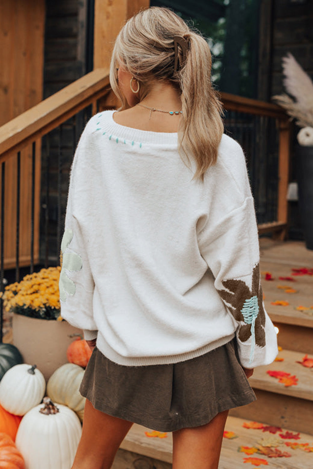 Cozy Floral V Neck Sweater in 2 Colors