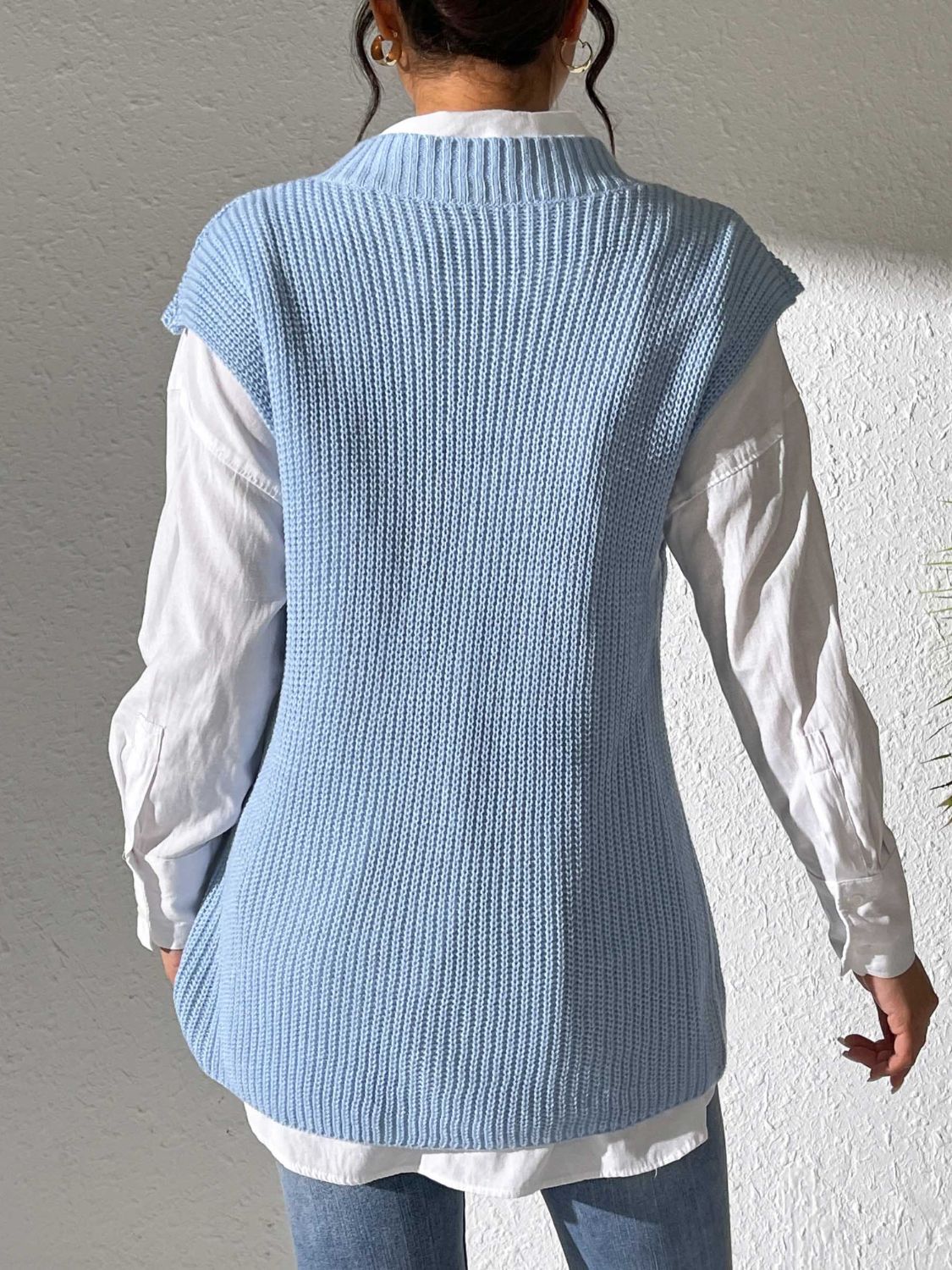 Classic Pearl V-Neck Sweater Vest in 5 Colors Onsize