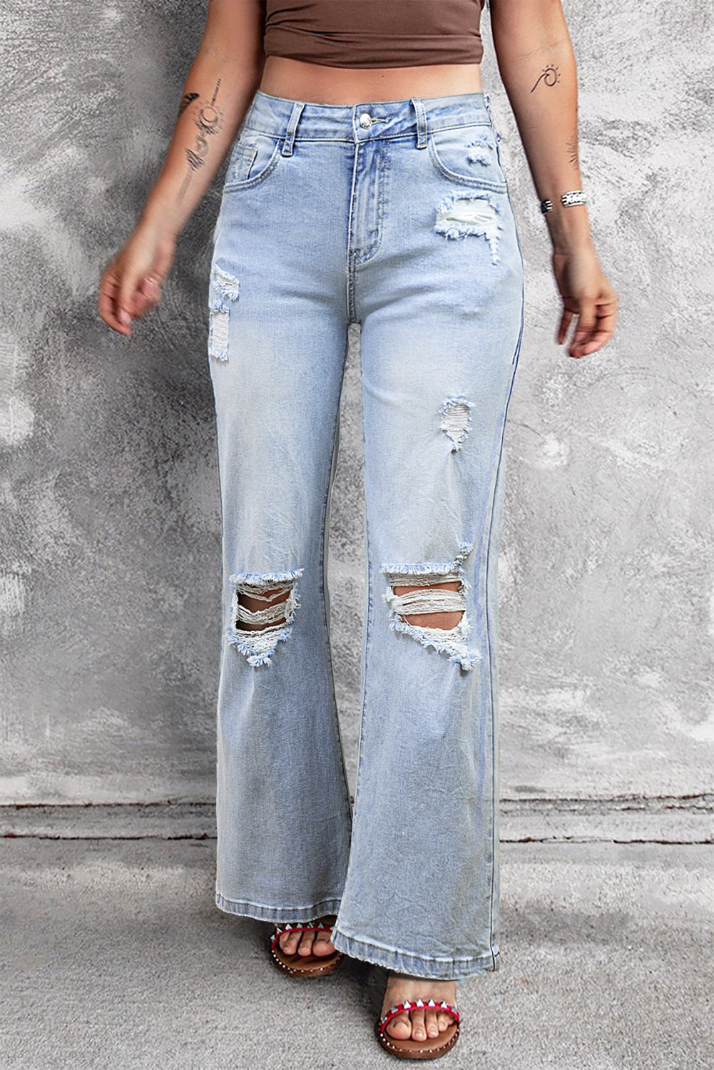 Chic Vintage Light Wash Distressed Flare Jeans