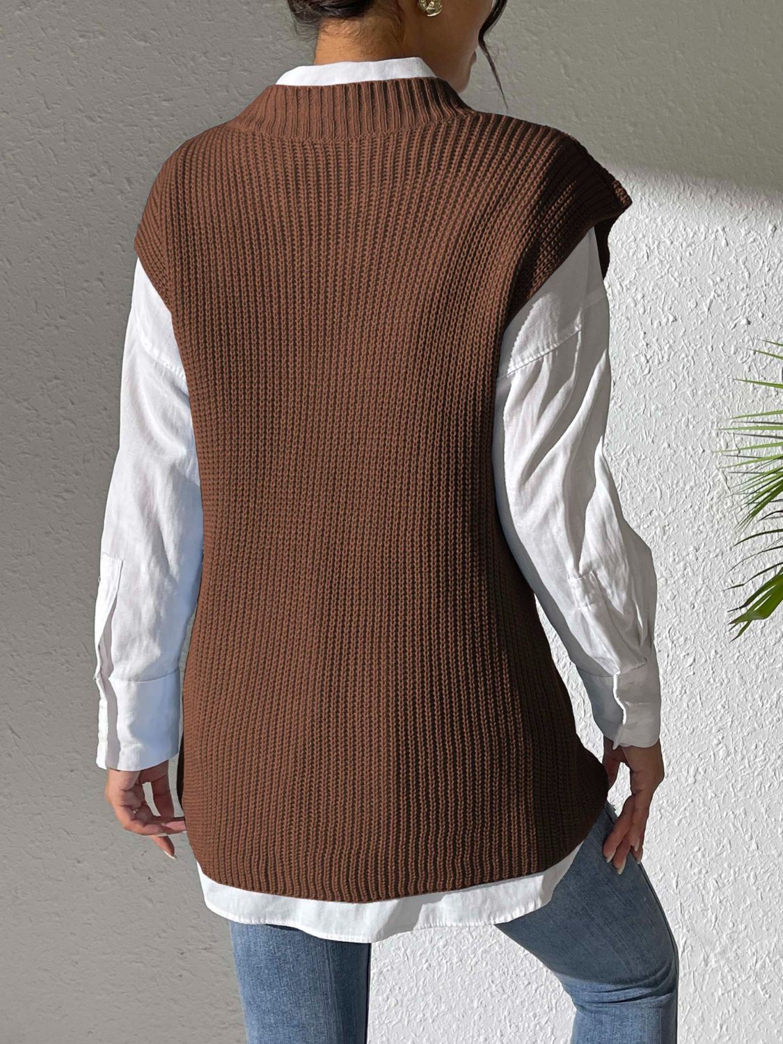 Classic Pearl V-Neck Sweater Vest in 5 Colors Onsize