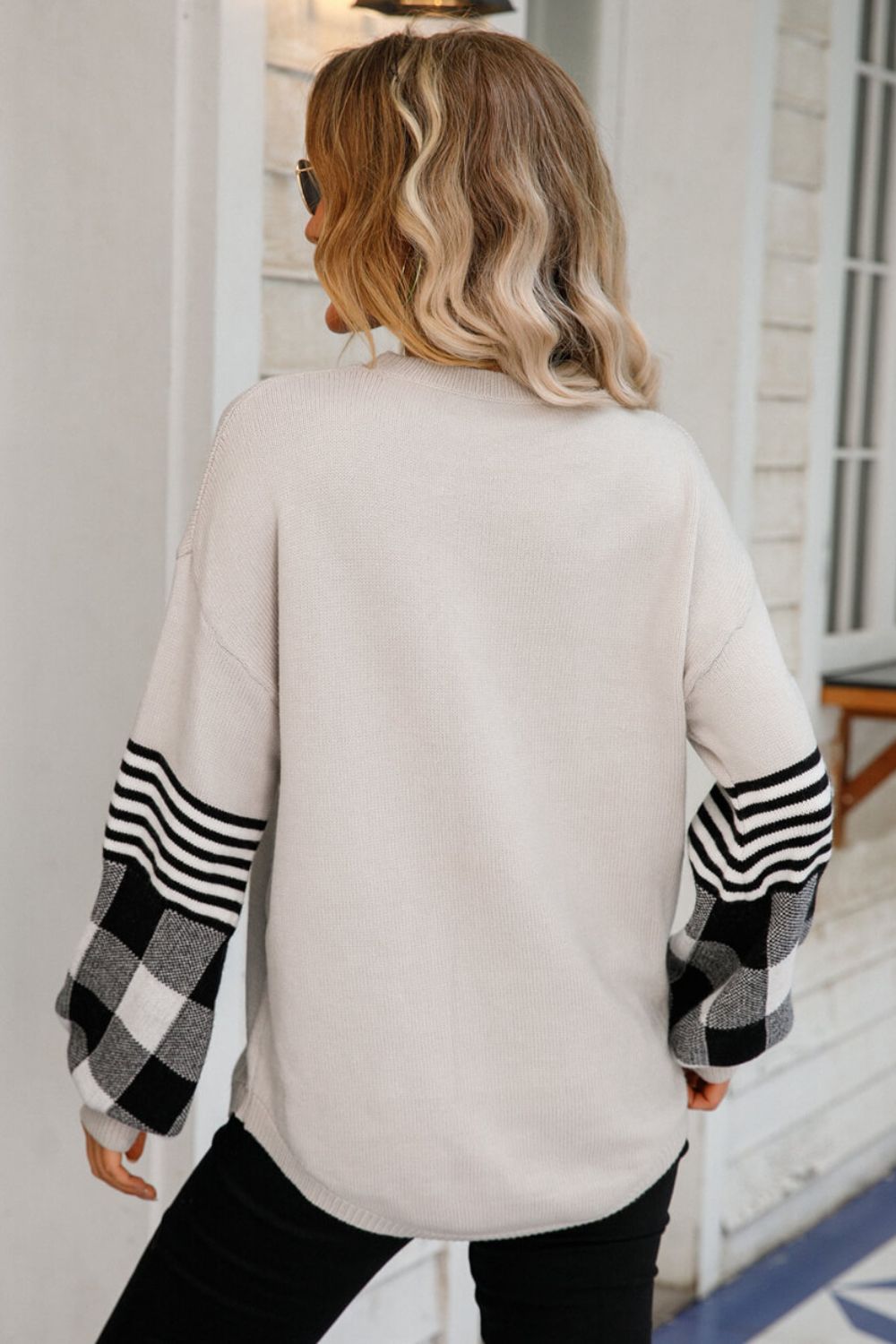 Mixed Print Curved Hem Knit Pullover