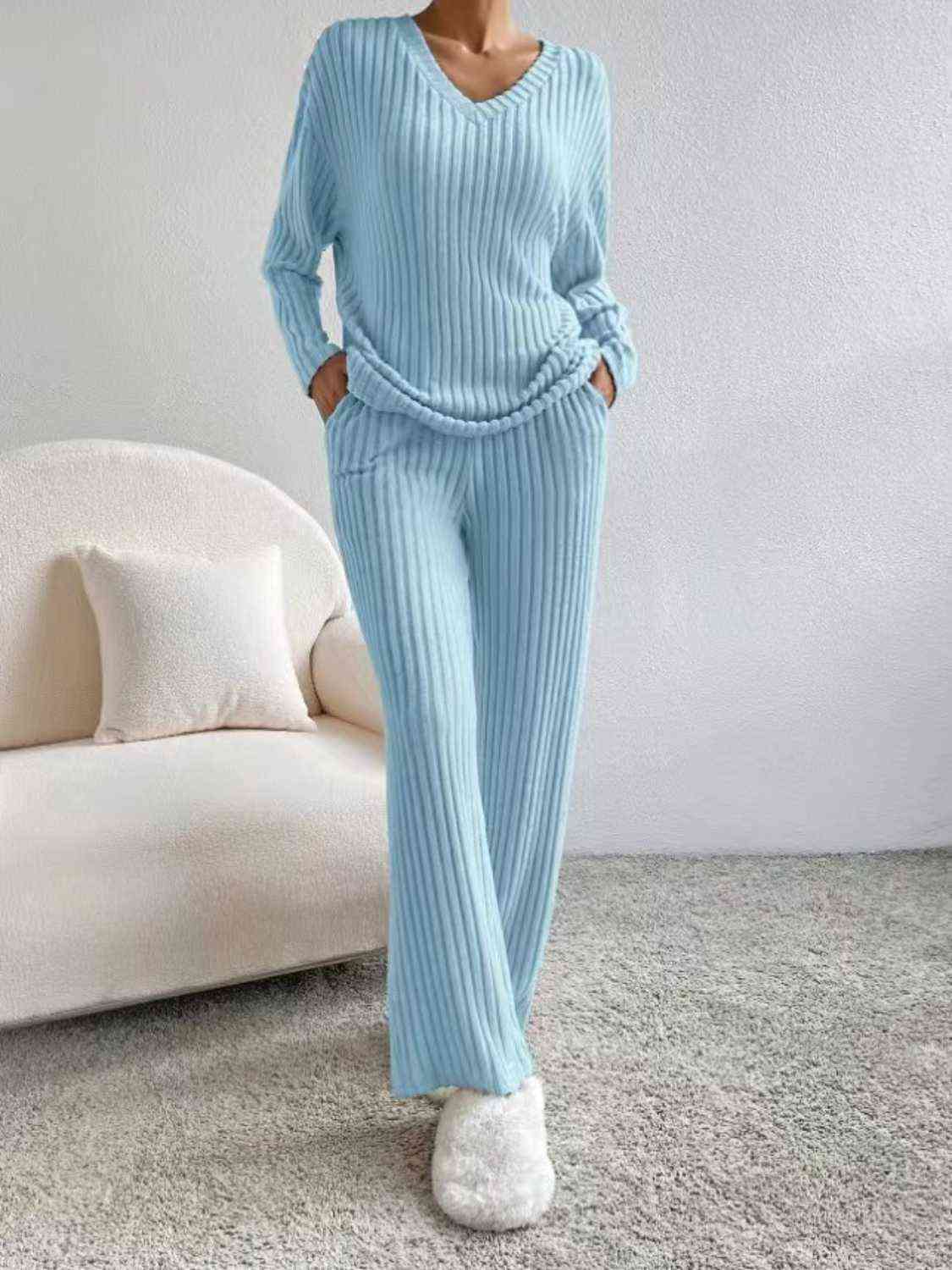 4 Ribbed V-Neck 2 Piece Pants Outfit